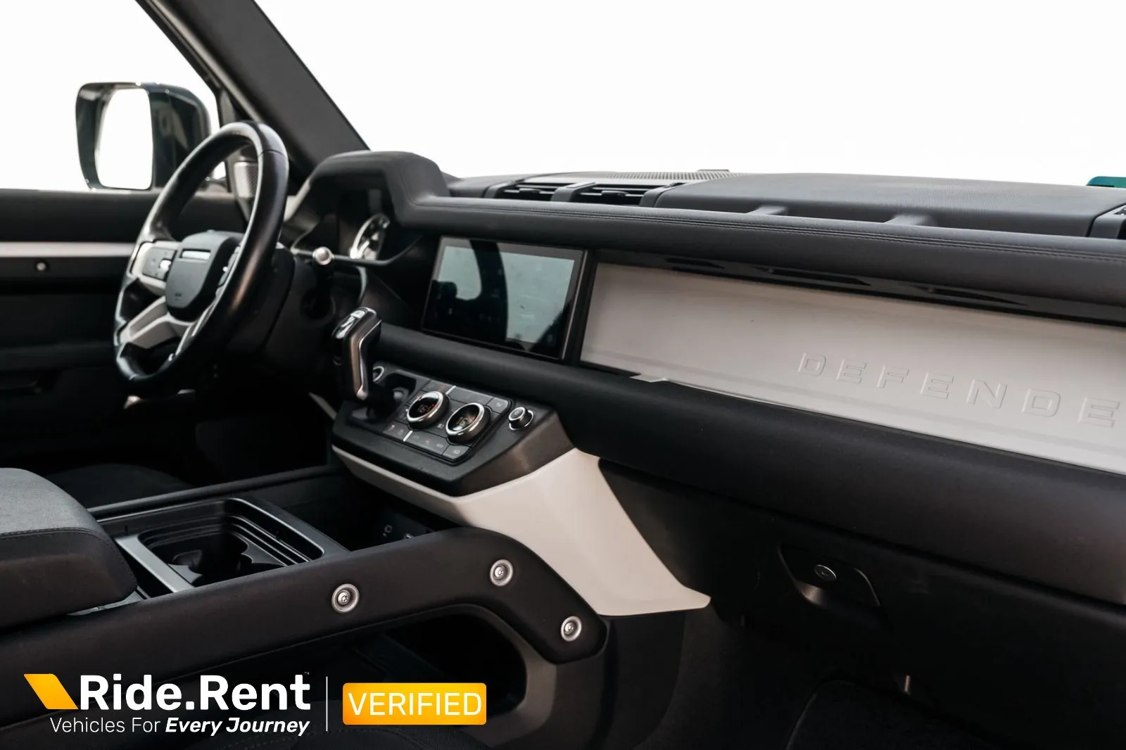 Land Rover Defender 2024 5