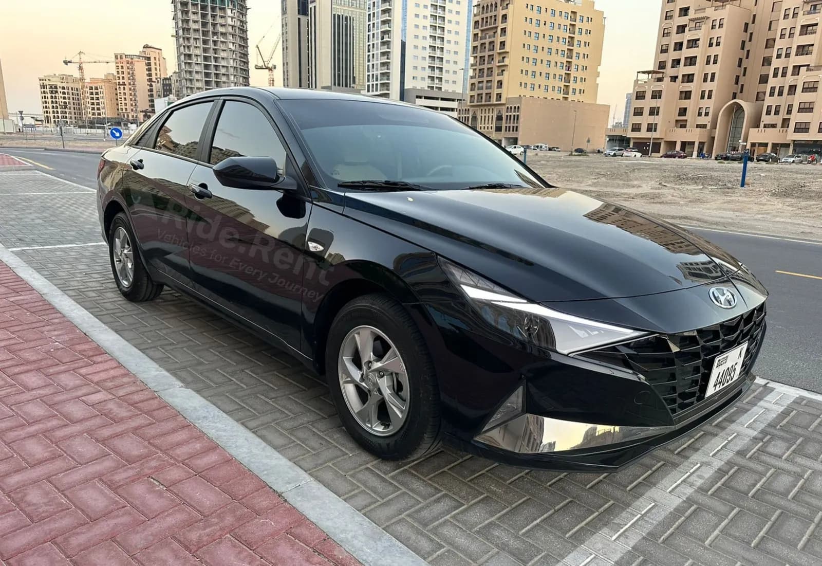 Hyundai Elantra 2023 3