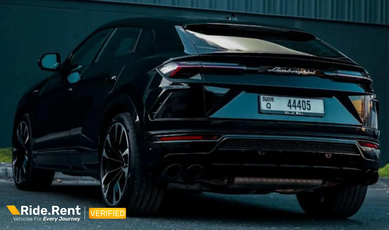 Lamborghini-Urus 2020 2