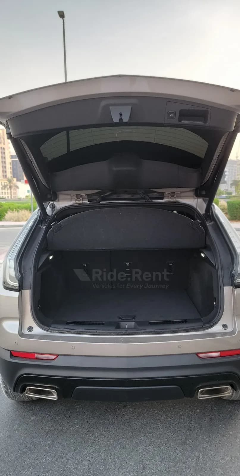 Cadillac  XT4 2023 5