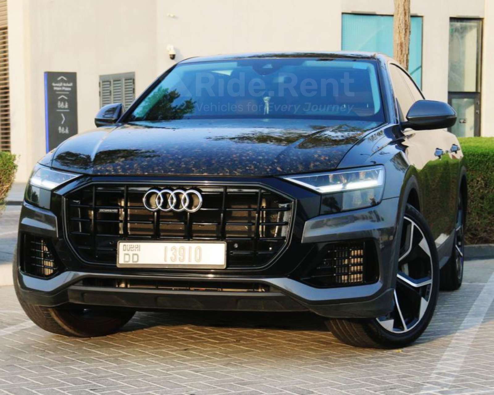 Audi Q8 2023
