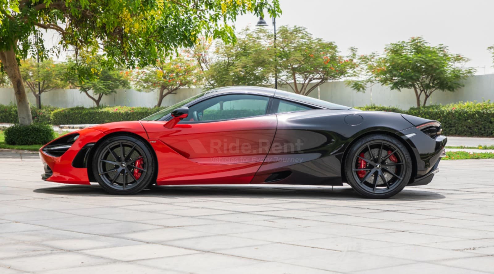 McLaren 720S 2024 2