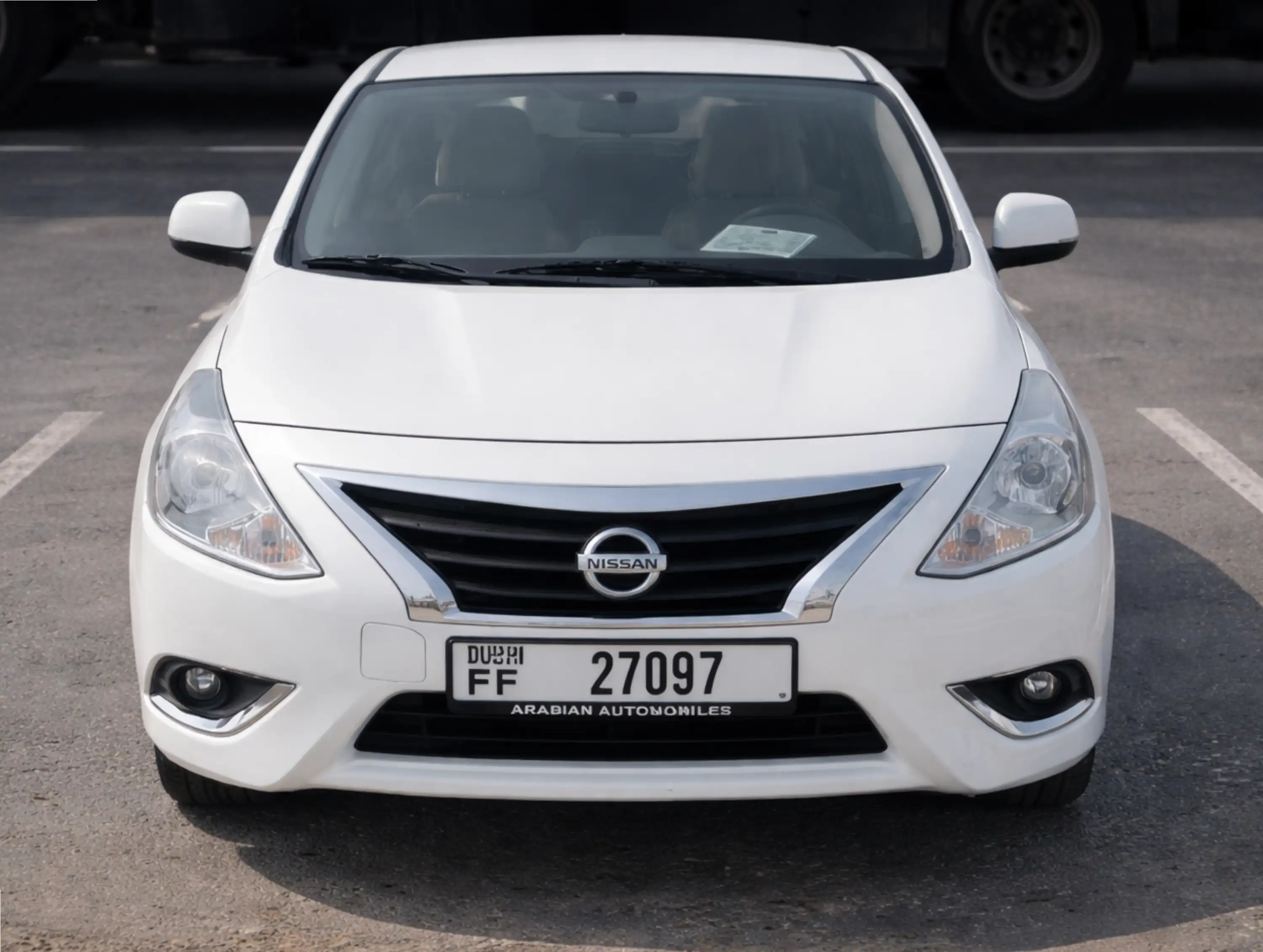 Nissan Sunny 2025