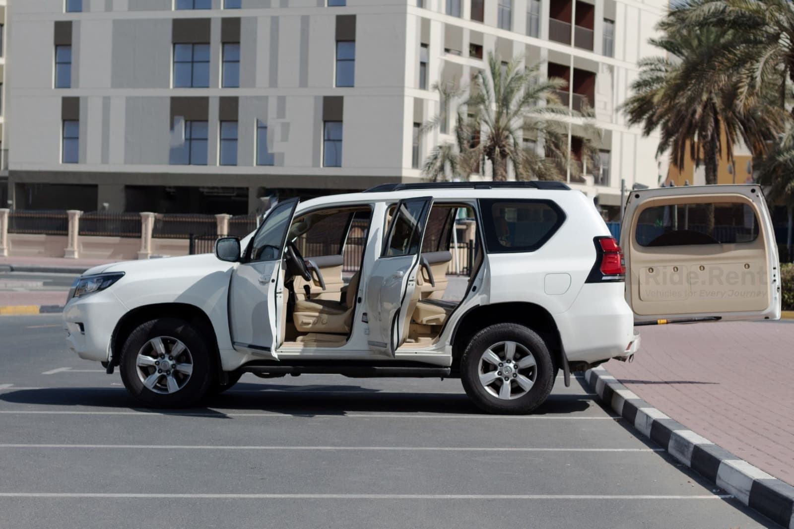 Toyota Prado 2021 3