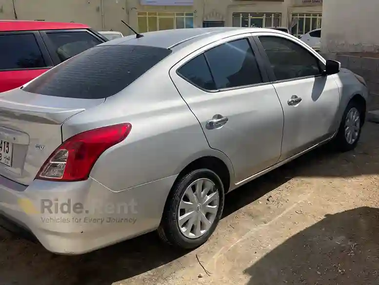 Nissan Versa 2019 3