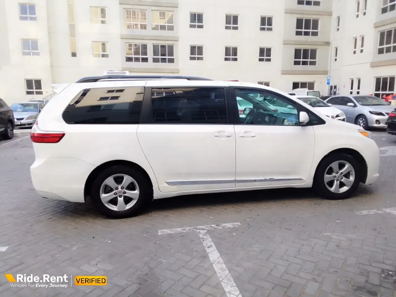 Toyota Sienna Minivan 2022 2