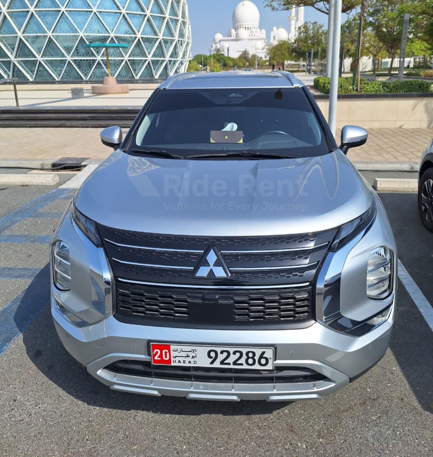 Mitsubishi Outlander 2024