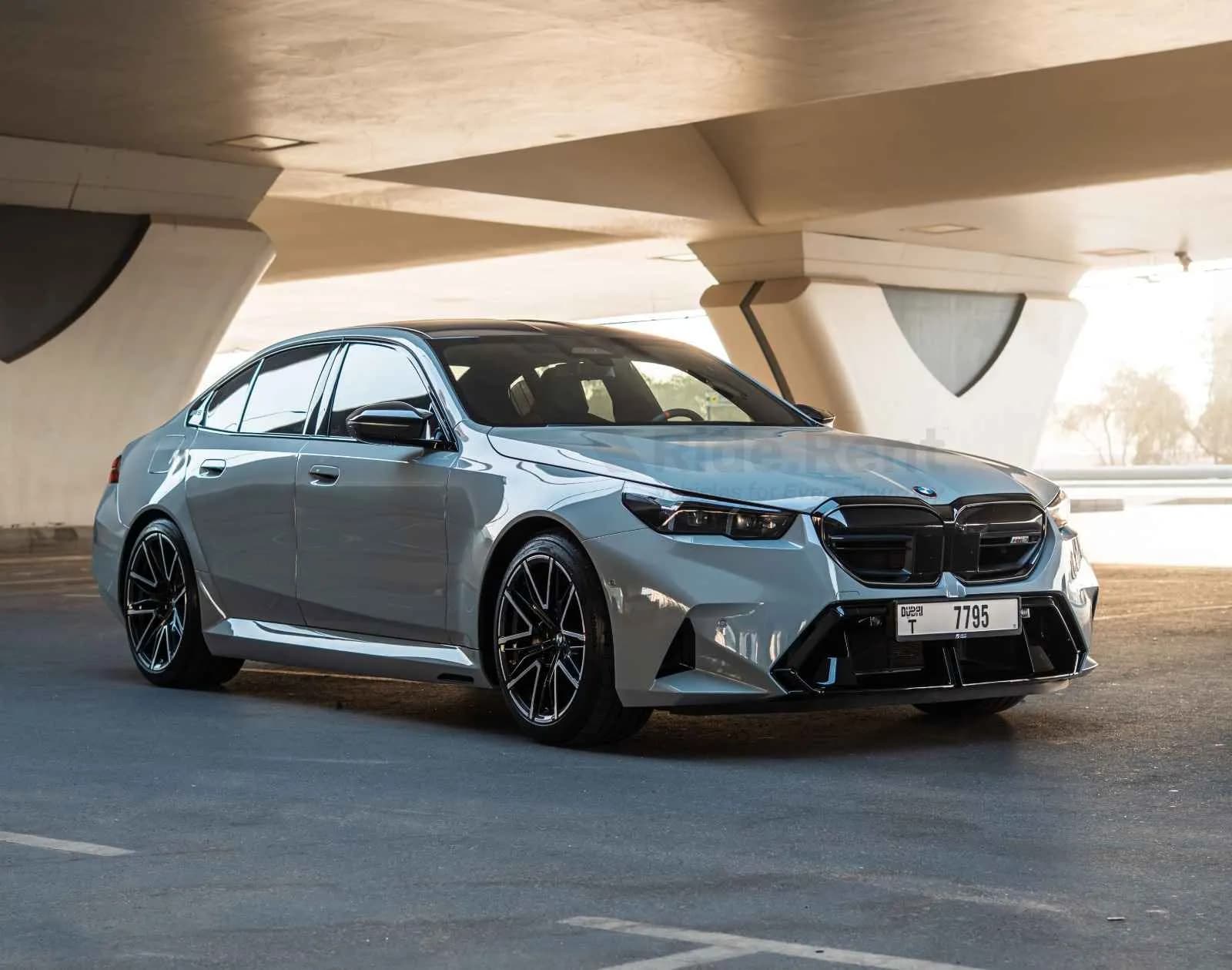 BMW M5 2025