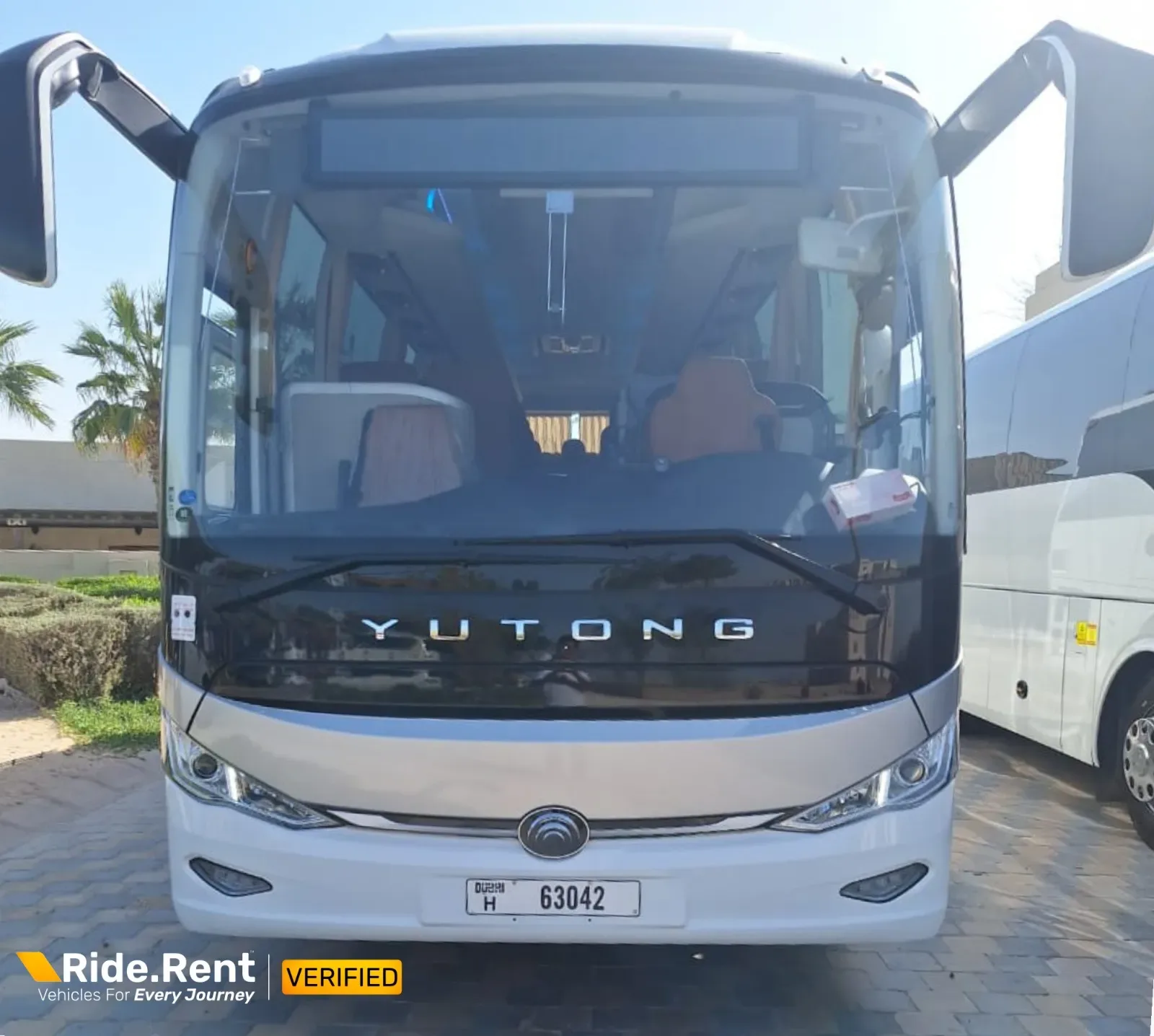 Yutong Luxury Bus 39 Seater 2025