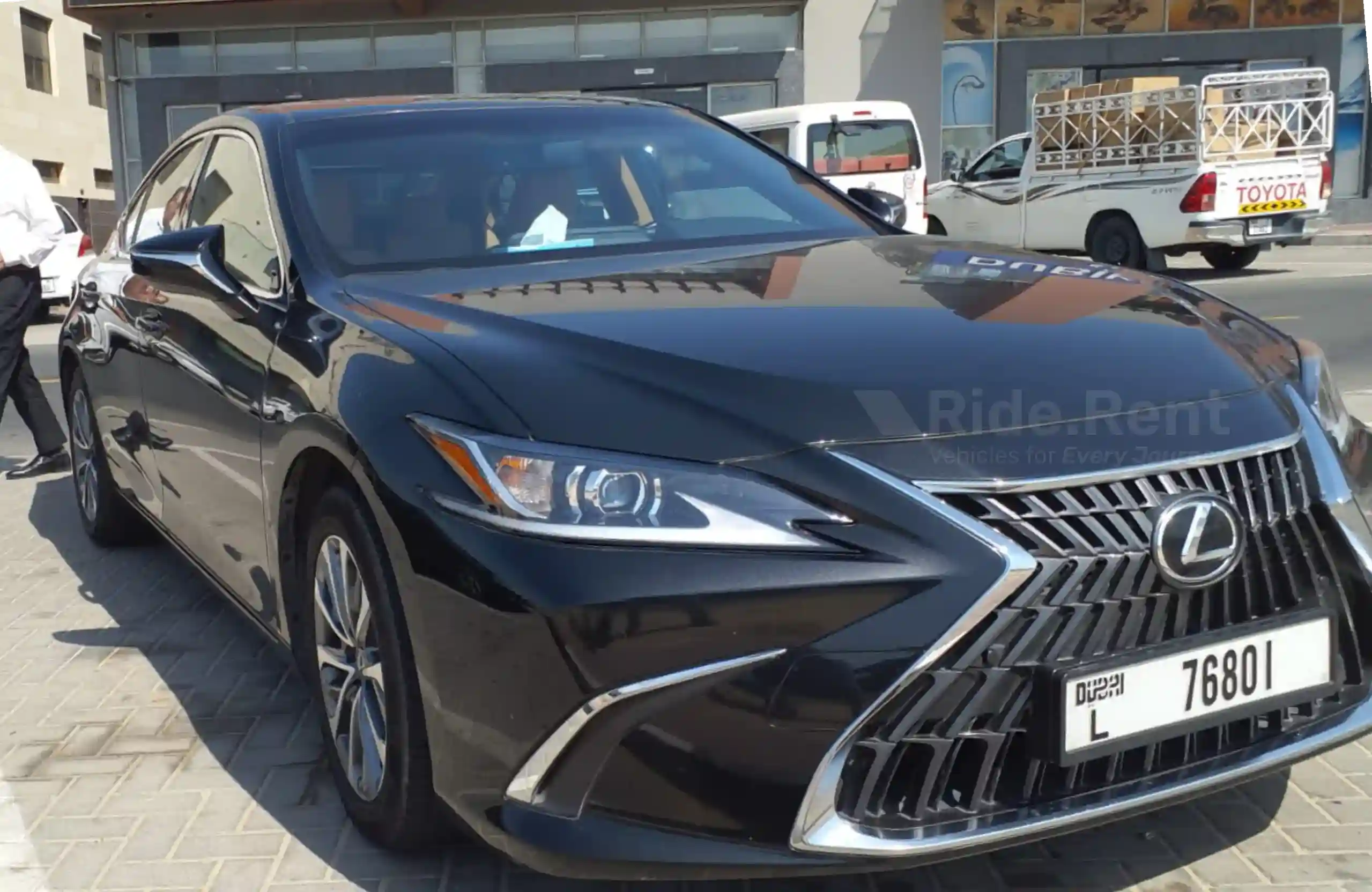 Lexus ES300h 2023