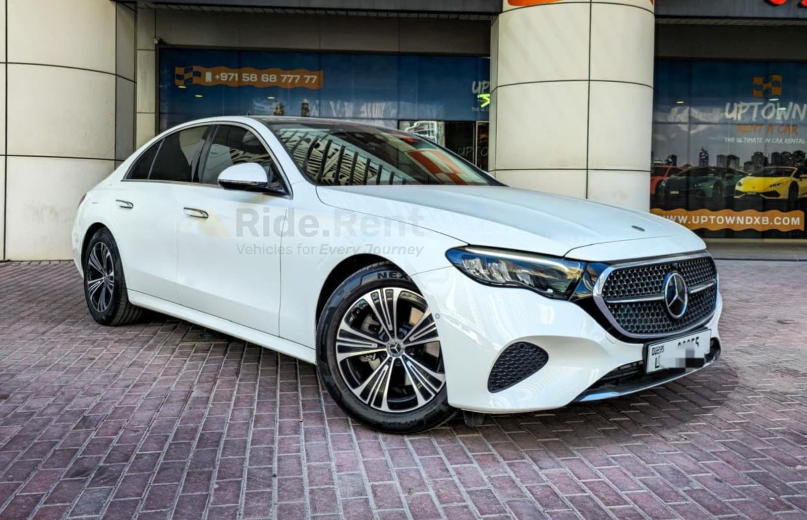 Mercedes-Benz E200 2025