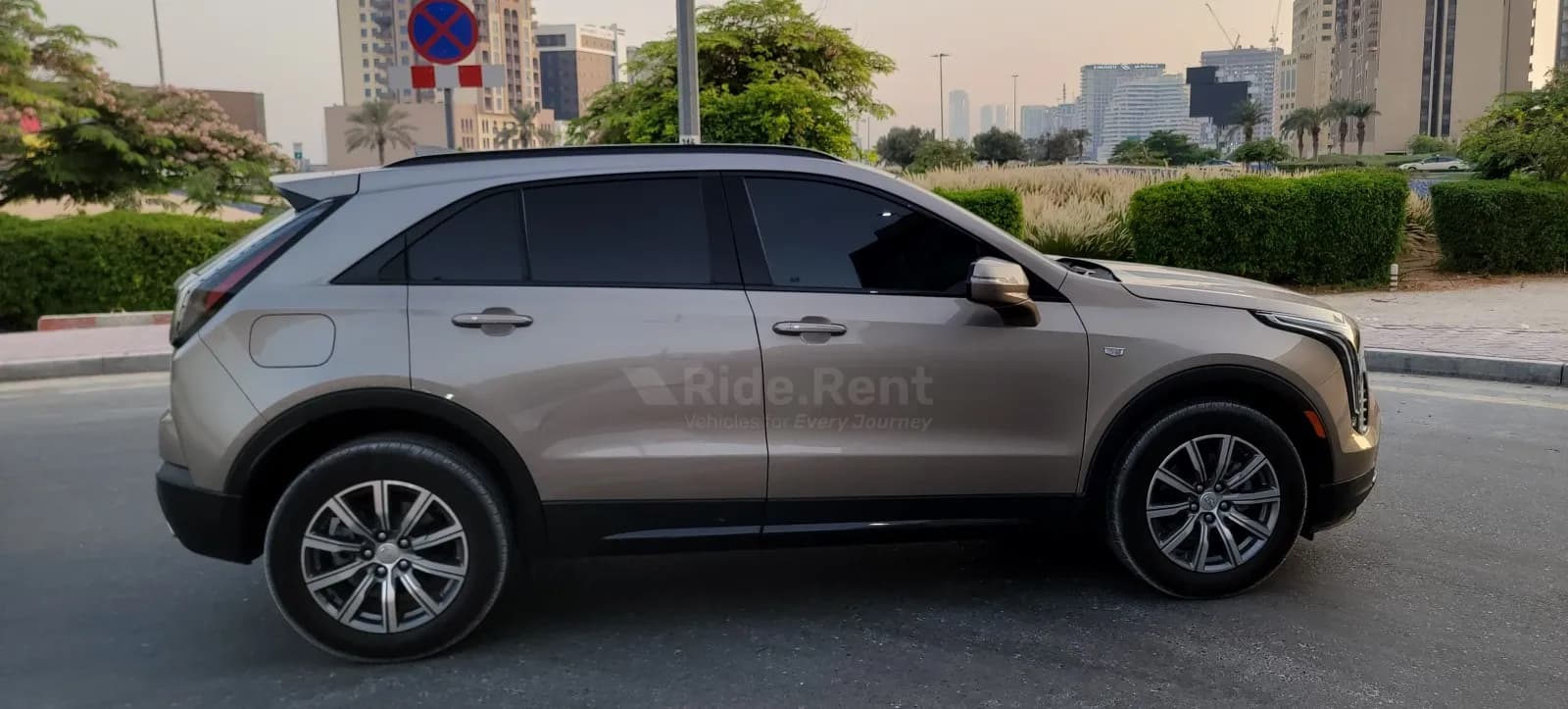 Cadillac  XT4 2023 3