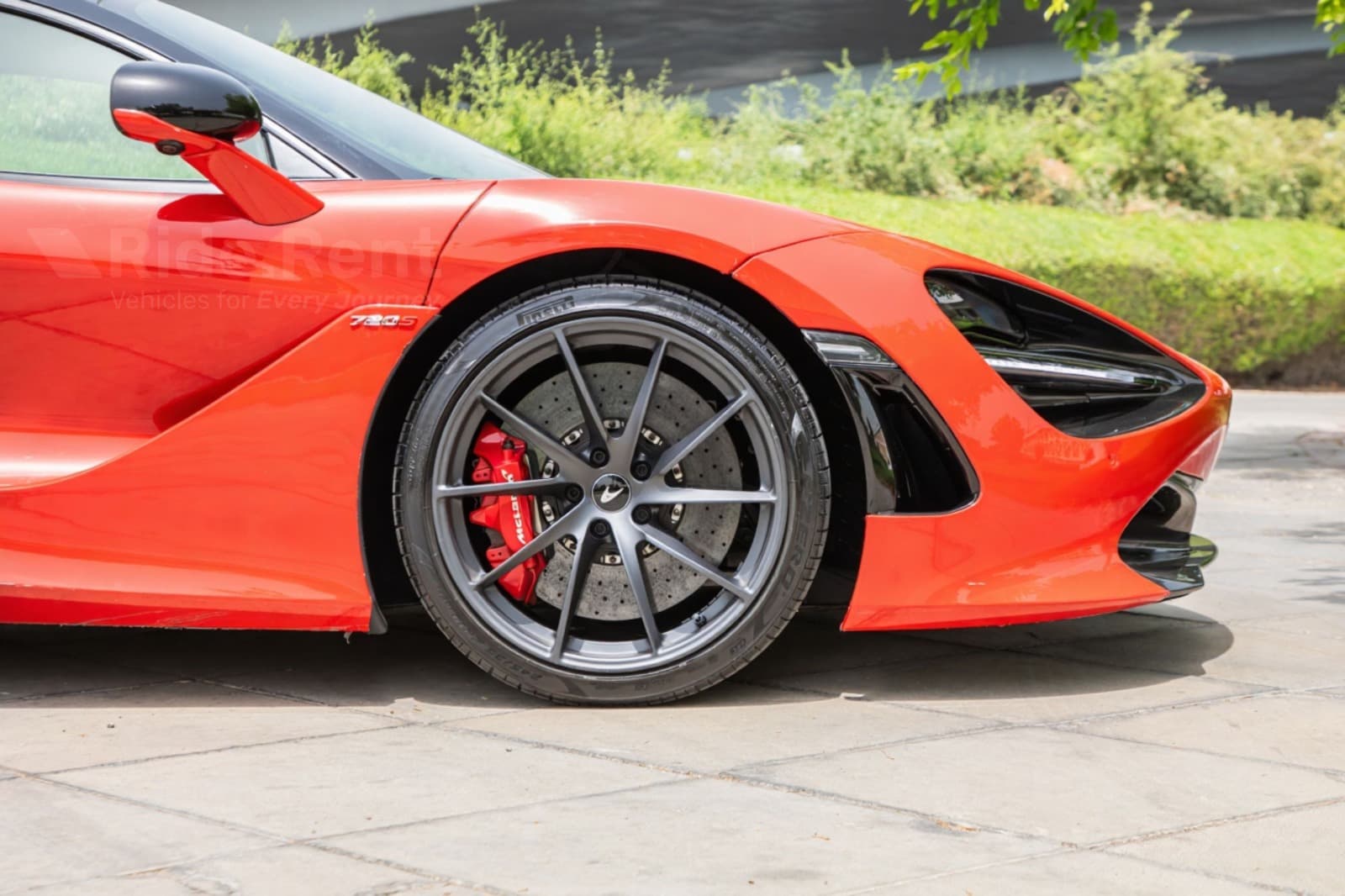 McLaren 720S 2024 3
