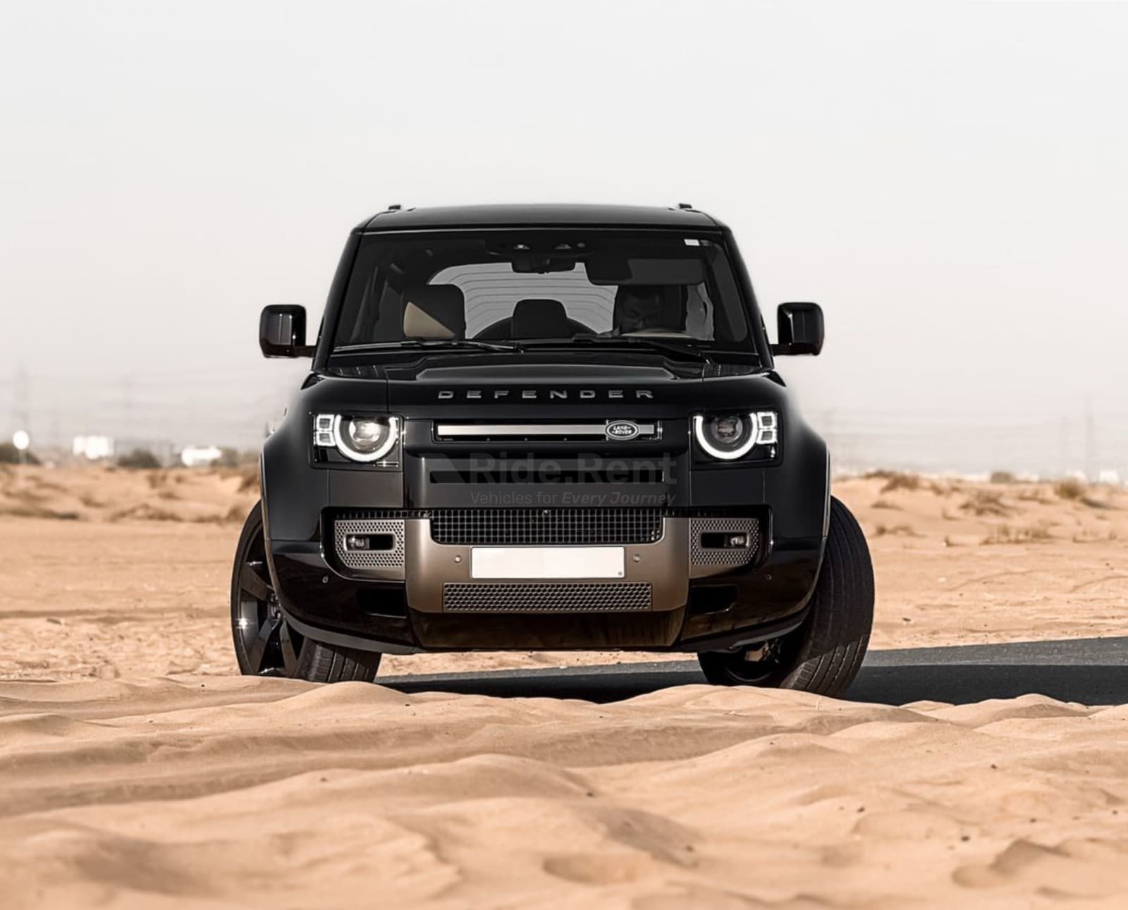 Land Rover Defender 2025