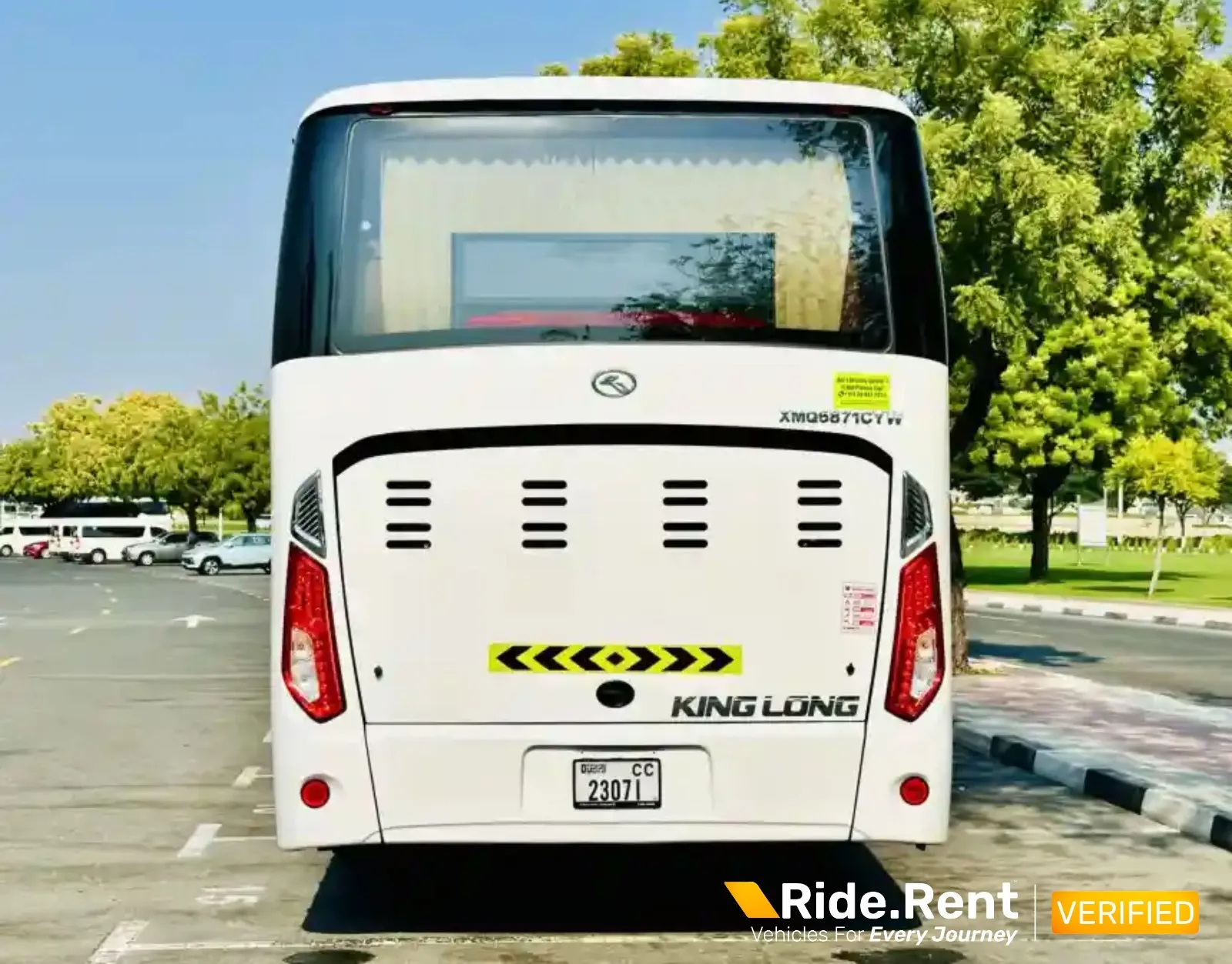 Yutong 35-Seater Luxury Bus 2025 3