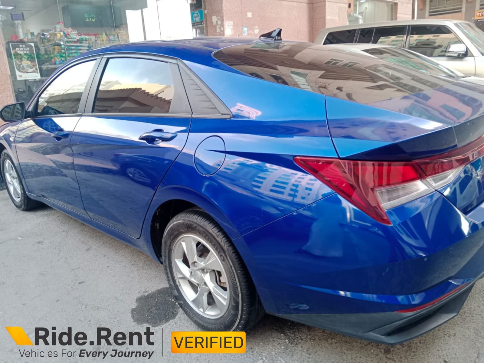 Hyundai Elantra 2023 4