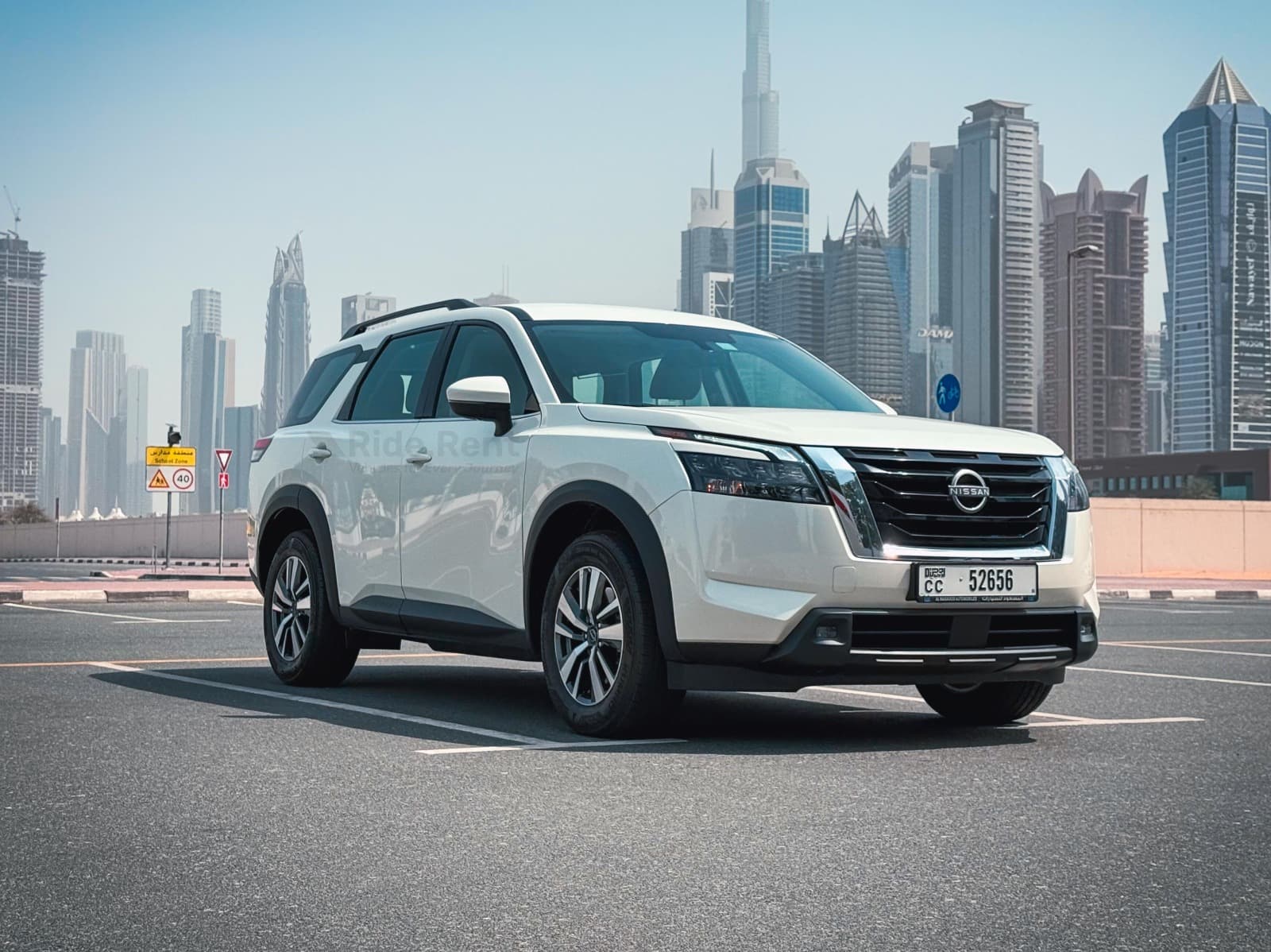 Nissan Pathfinder 2024