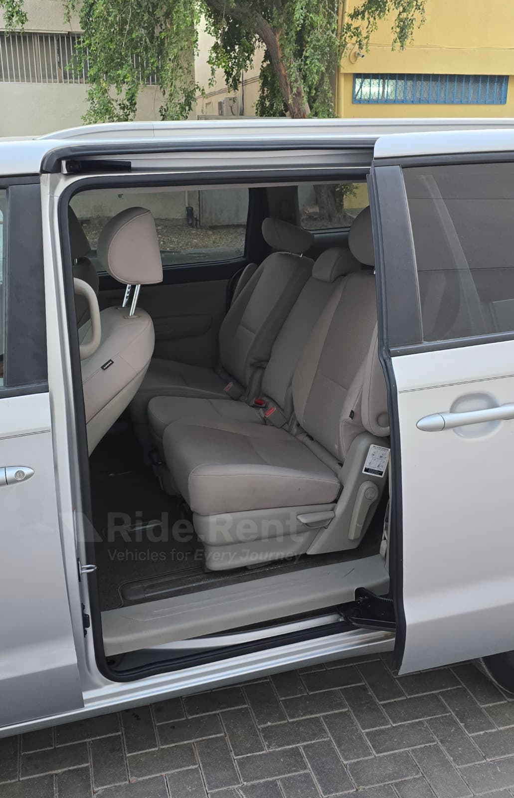 Kia Carnival 2020 4