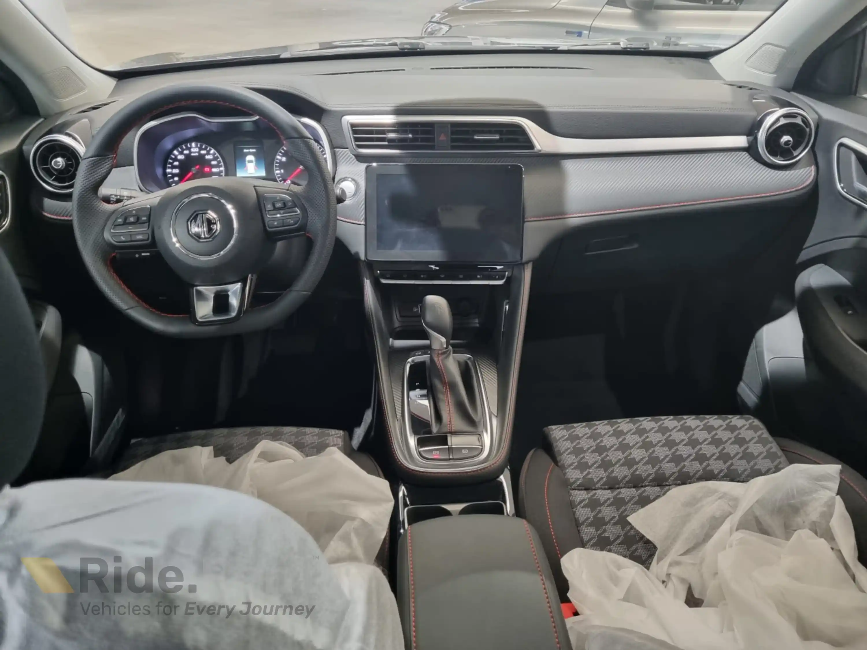 MG Motor MG ZS 2025 4