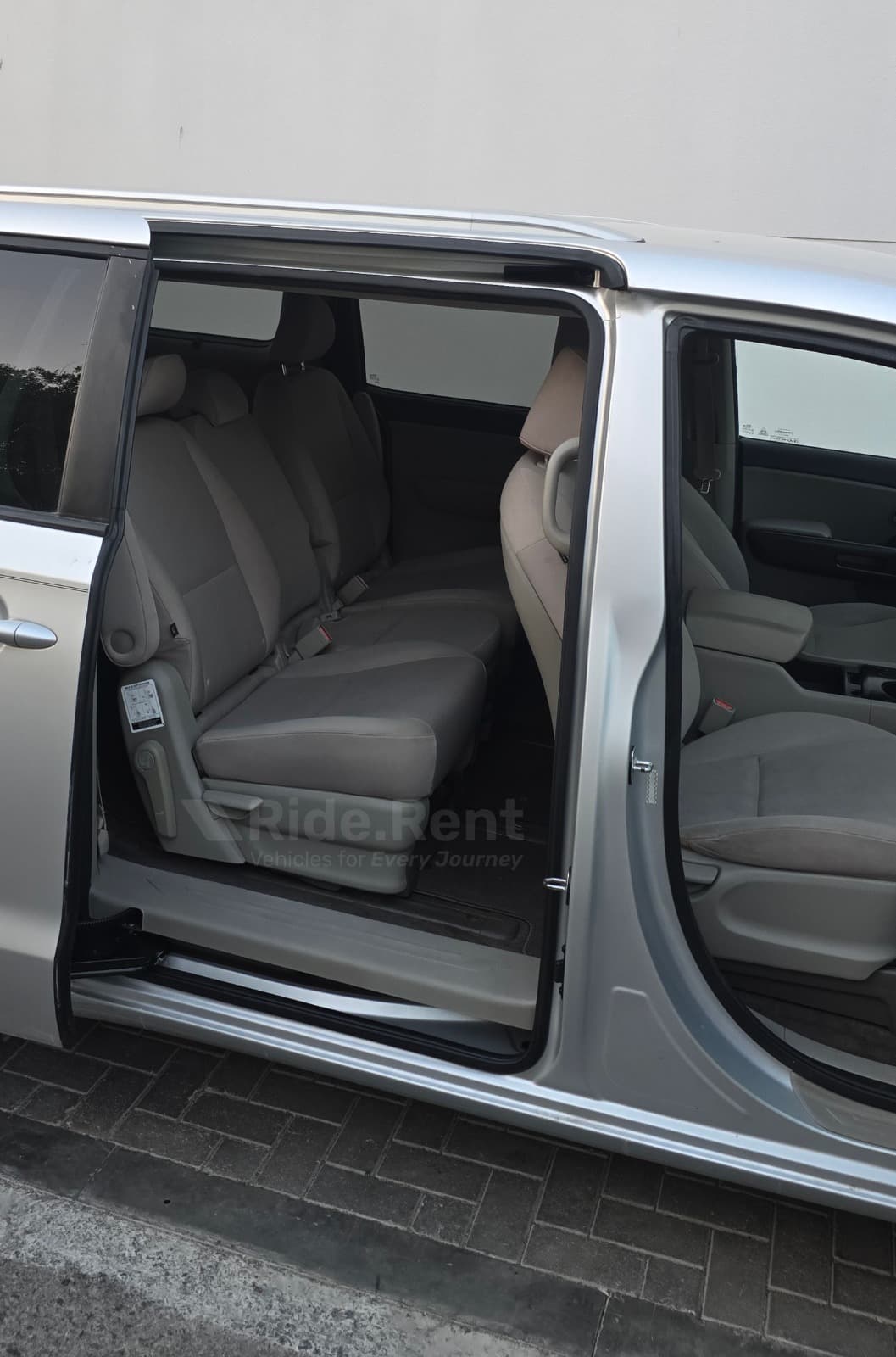 Kia Carnival 2020 5