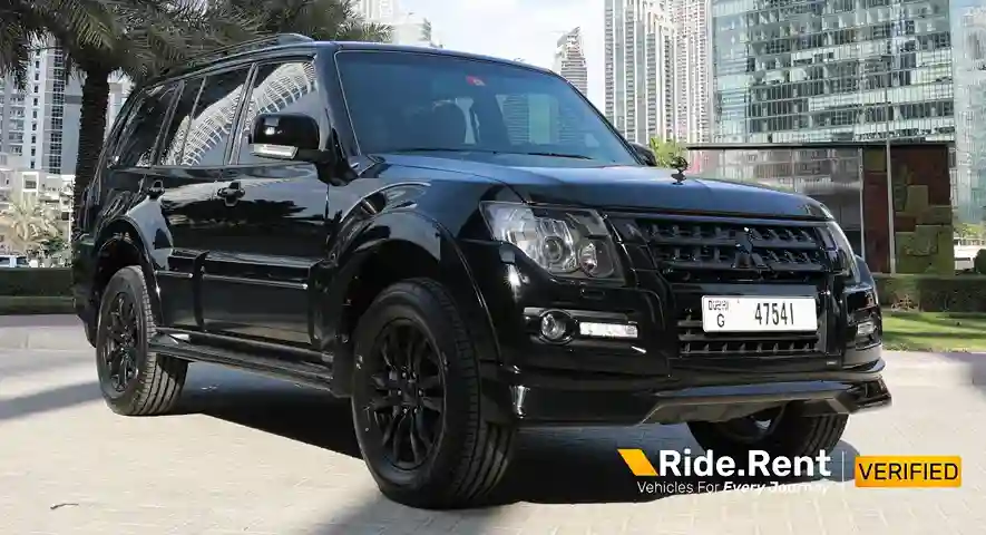 Mitsubishi Pajero Signature Edition SUV 2021