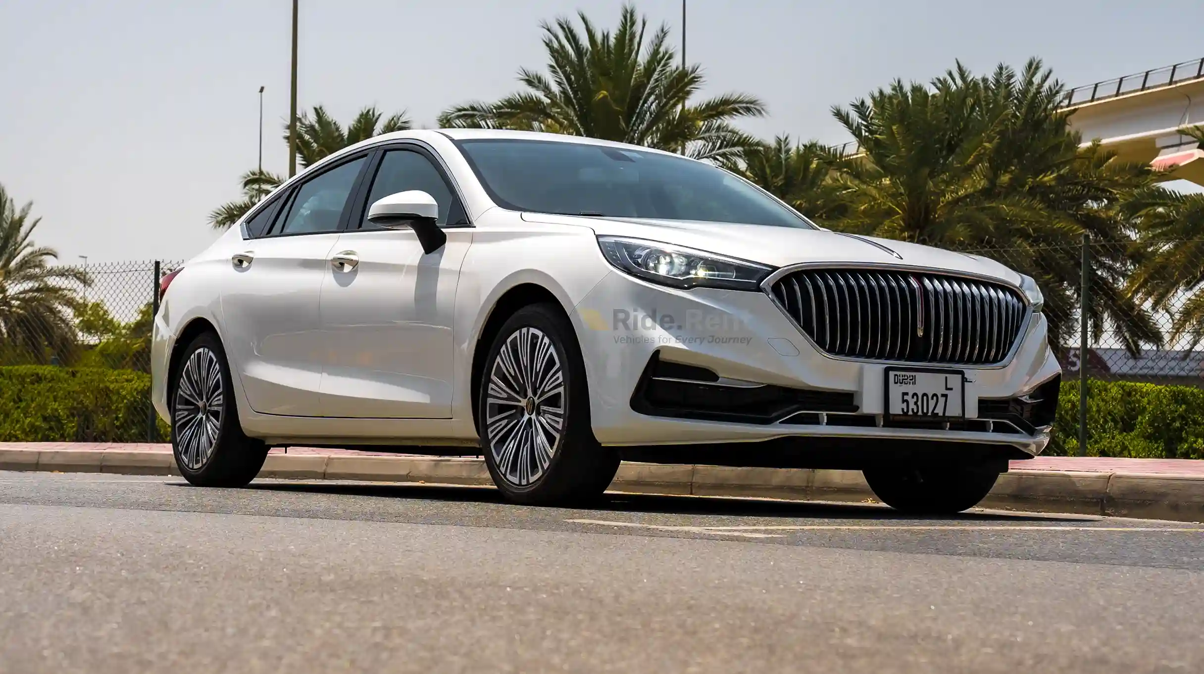 Hongqi H5 2023 2