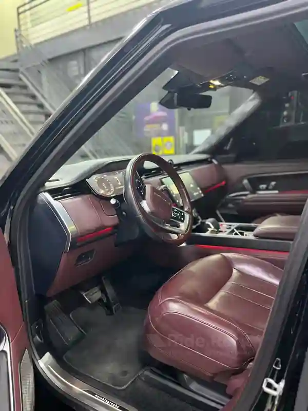 Land Rover Range Rover Vogue 2023 4