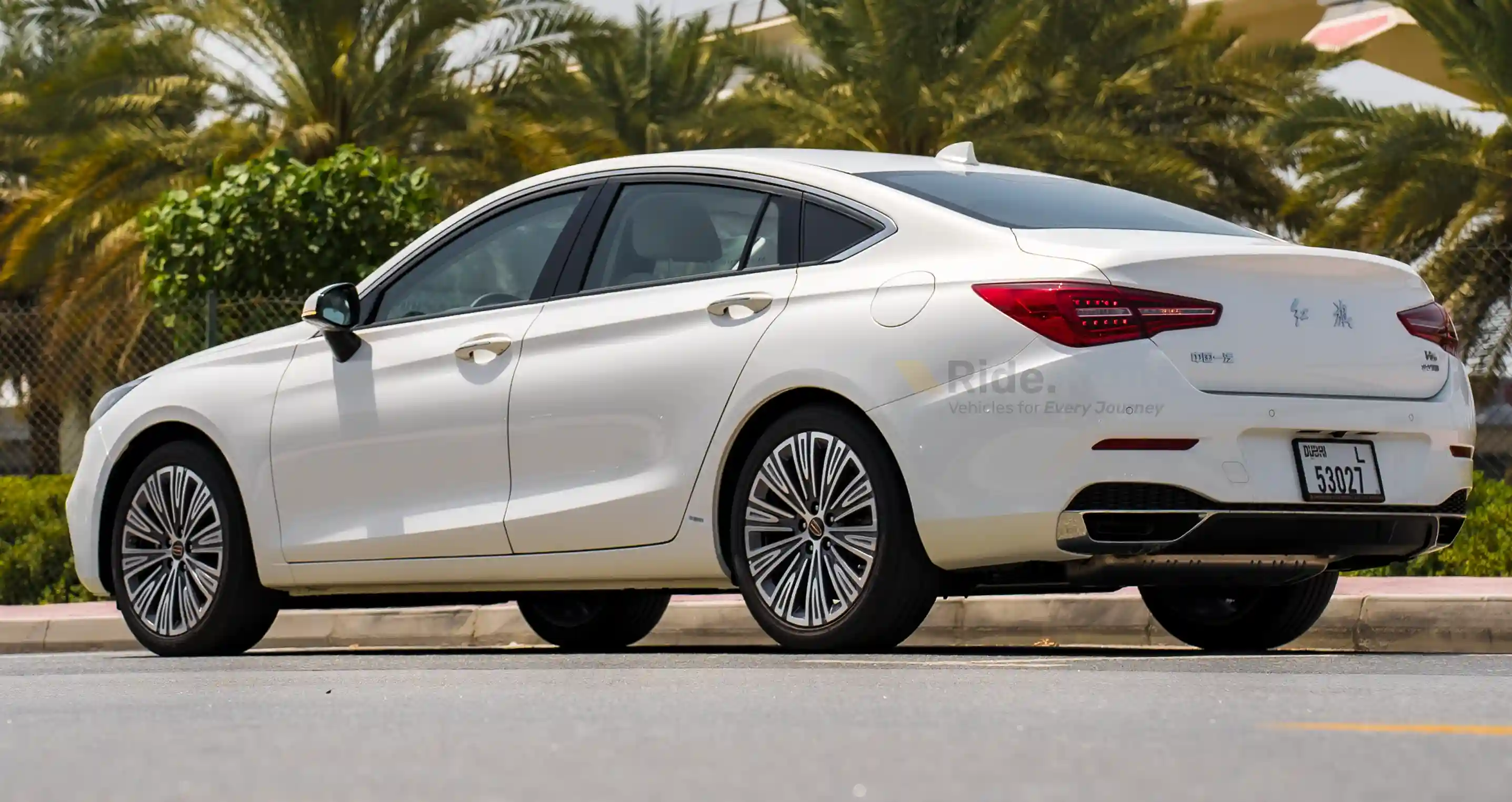 Hongqi H5 2023 4