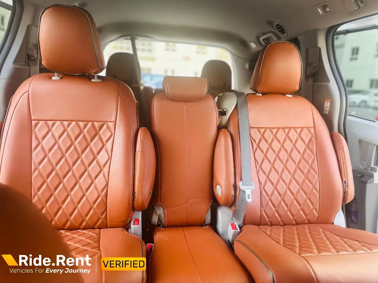 Toyota Sienna Minivan 2022 4