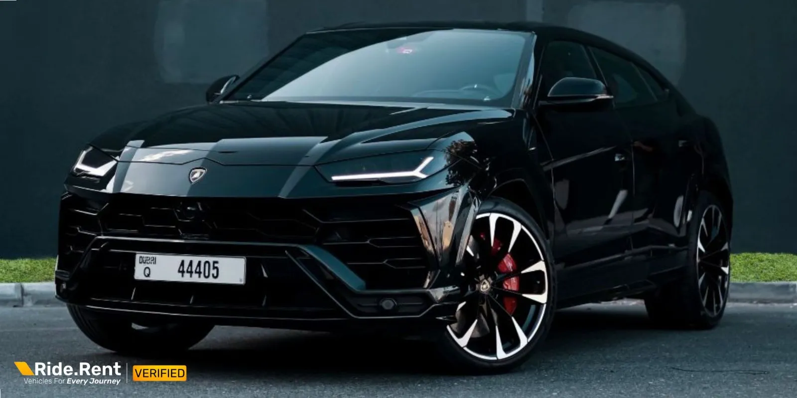 Lamborghini-Urus 2020