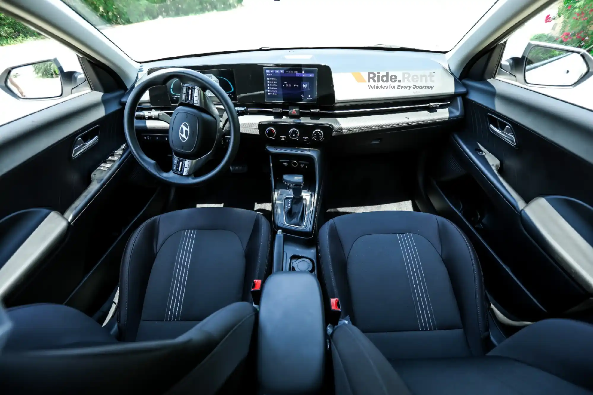Hyundai Accent 2025 4