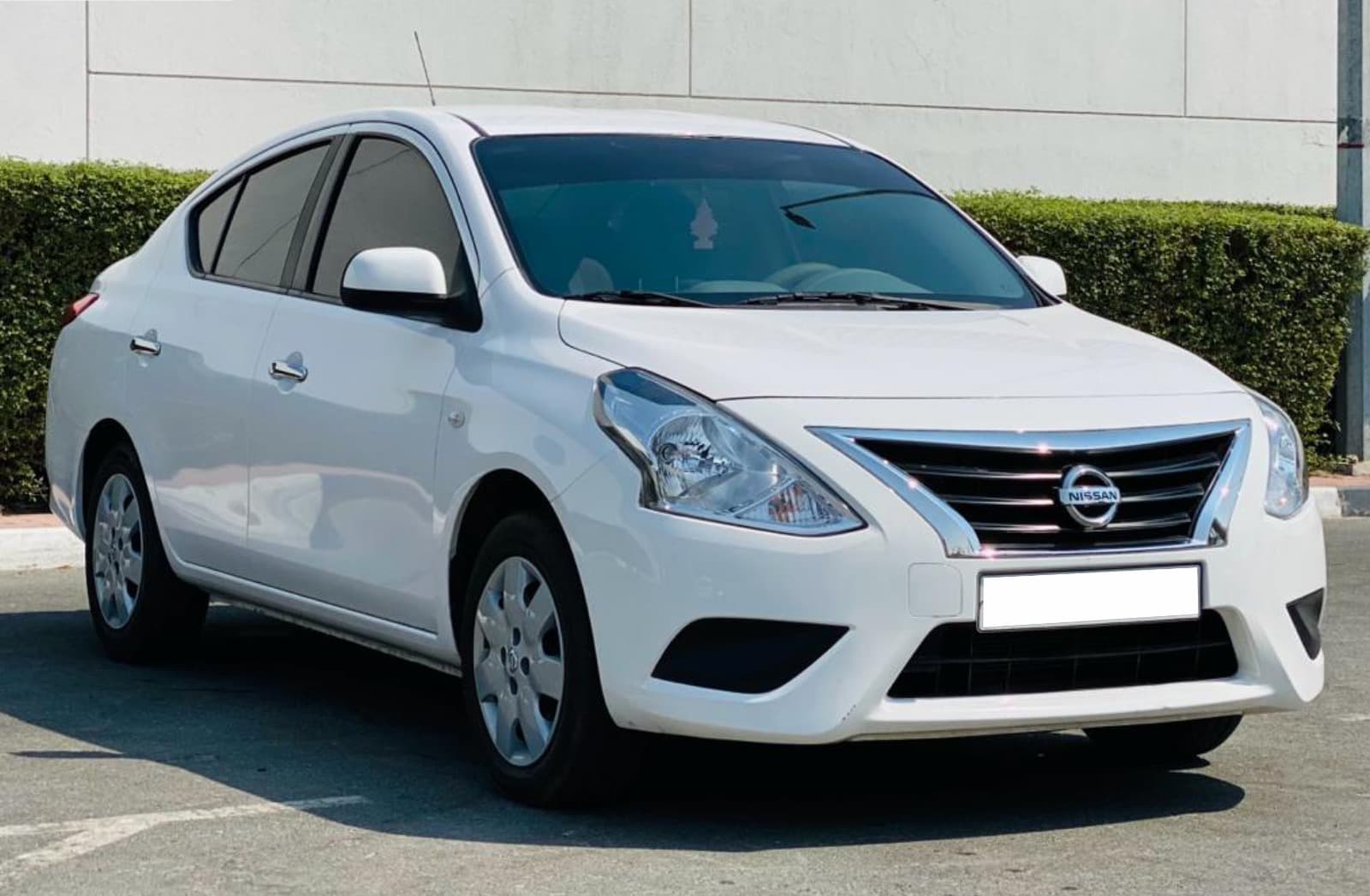 Nissan Sunny 2021