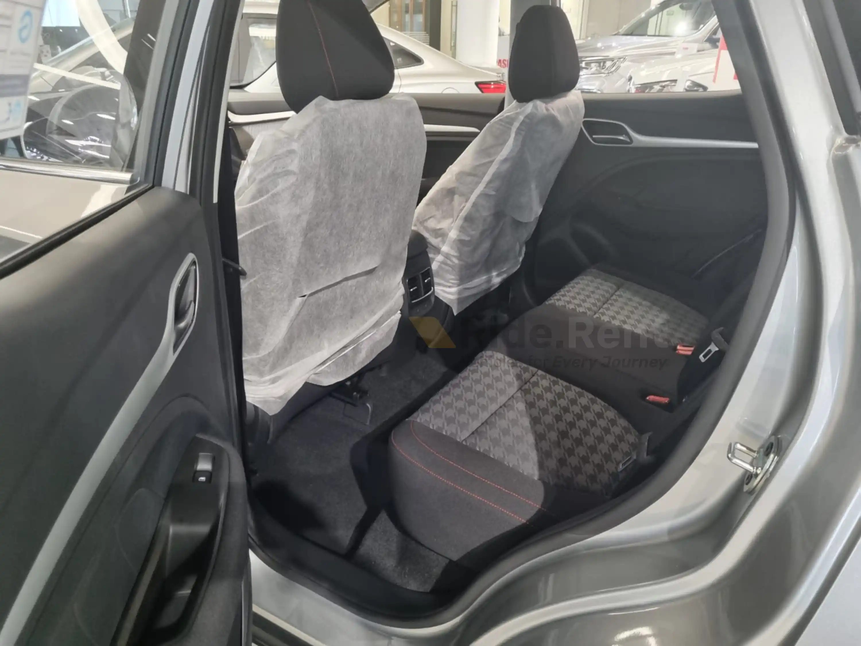 MG Motor MG ZS 2024 4