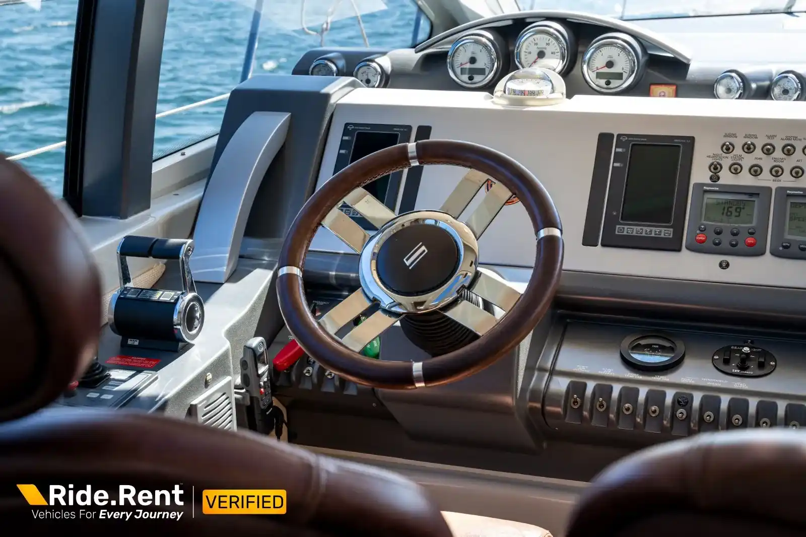 Azimut Yachts Sura 68 Feet Luxury Yacht 2024 5