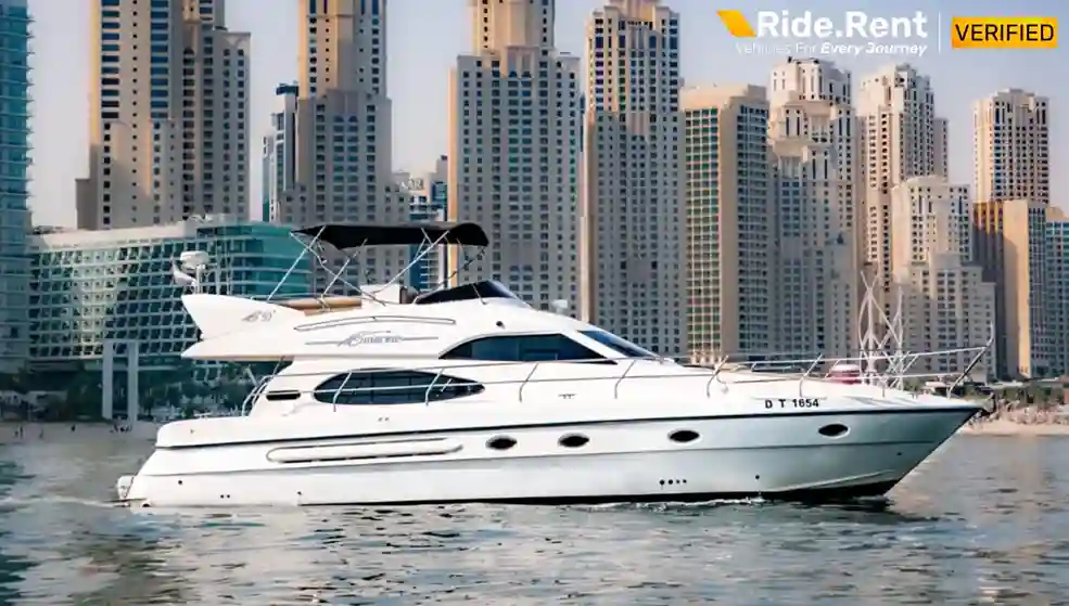 52 Feet luxury yacht by Amer Yachts 2016