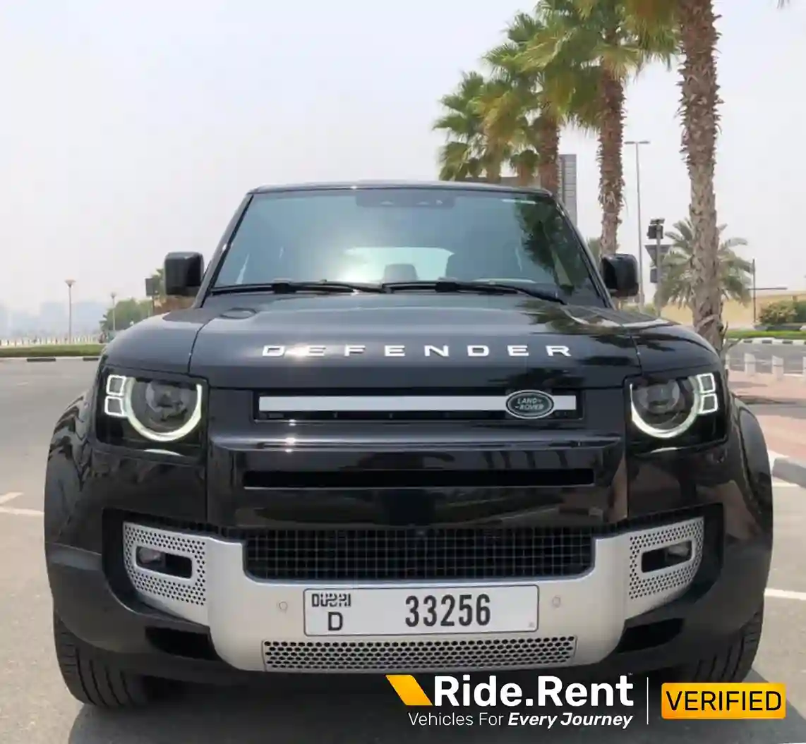 Land Rover Defender 2023