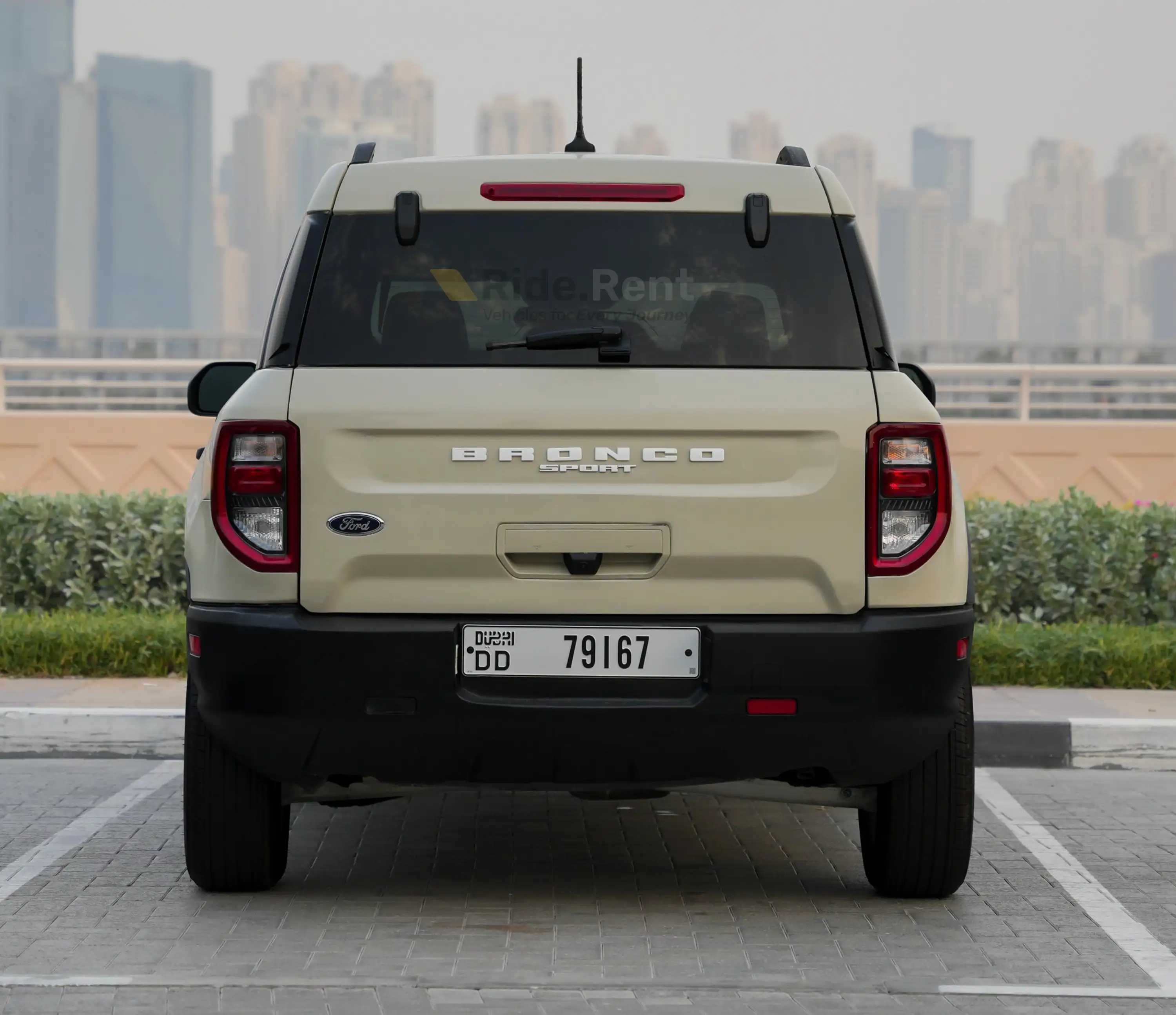Ford Bronco 2024 4