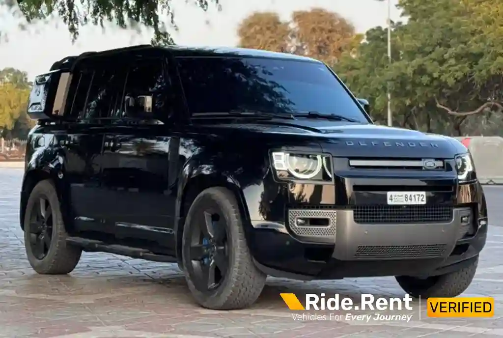 Land Rover Defender 2024