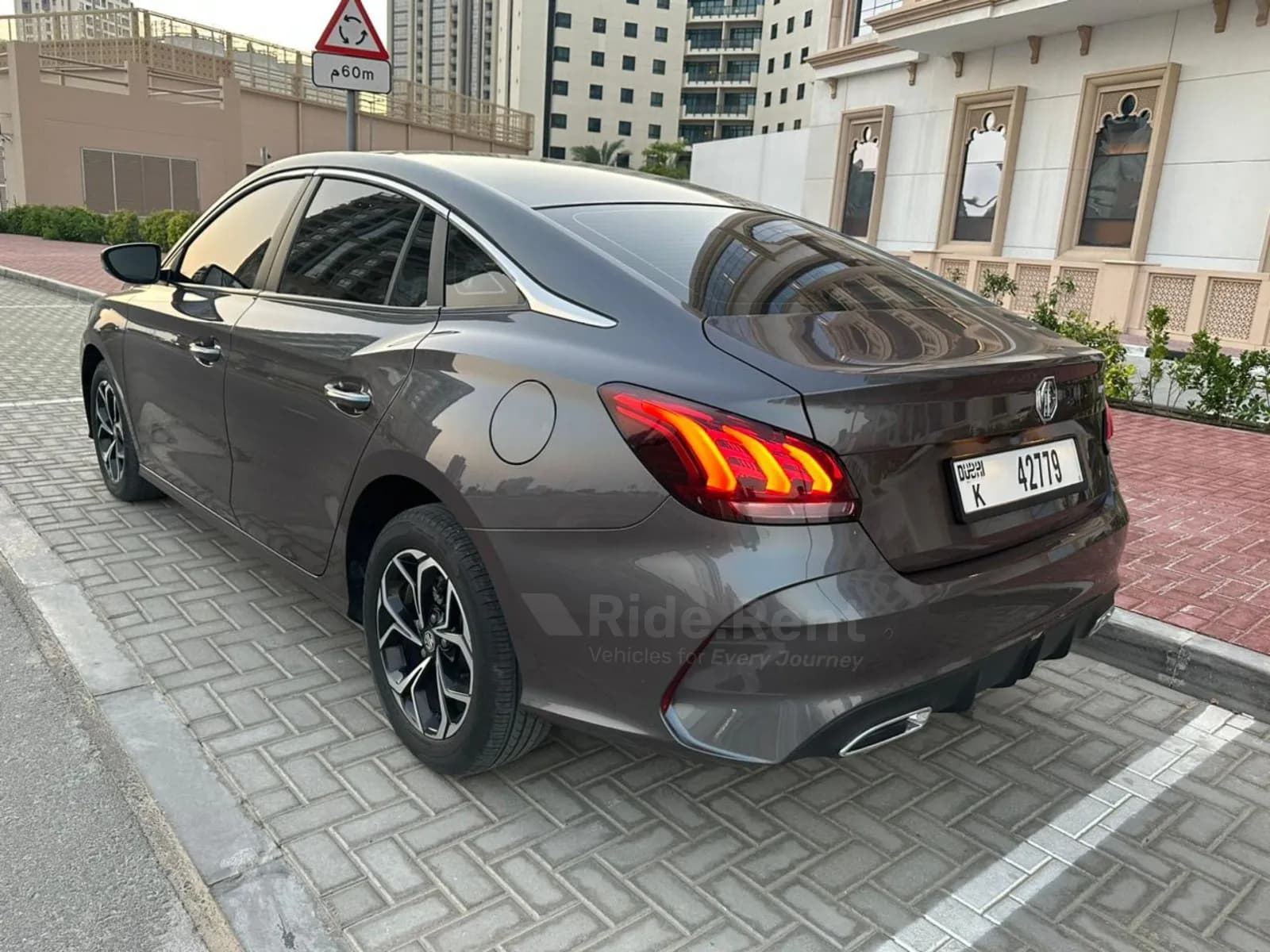 MG Motor MG GT 2022 5