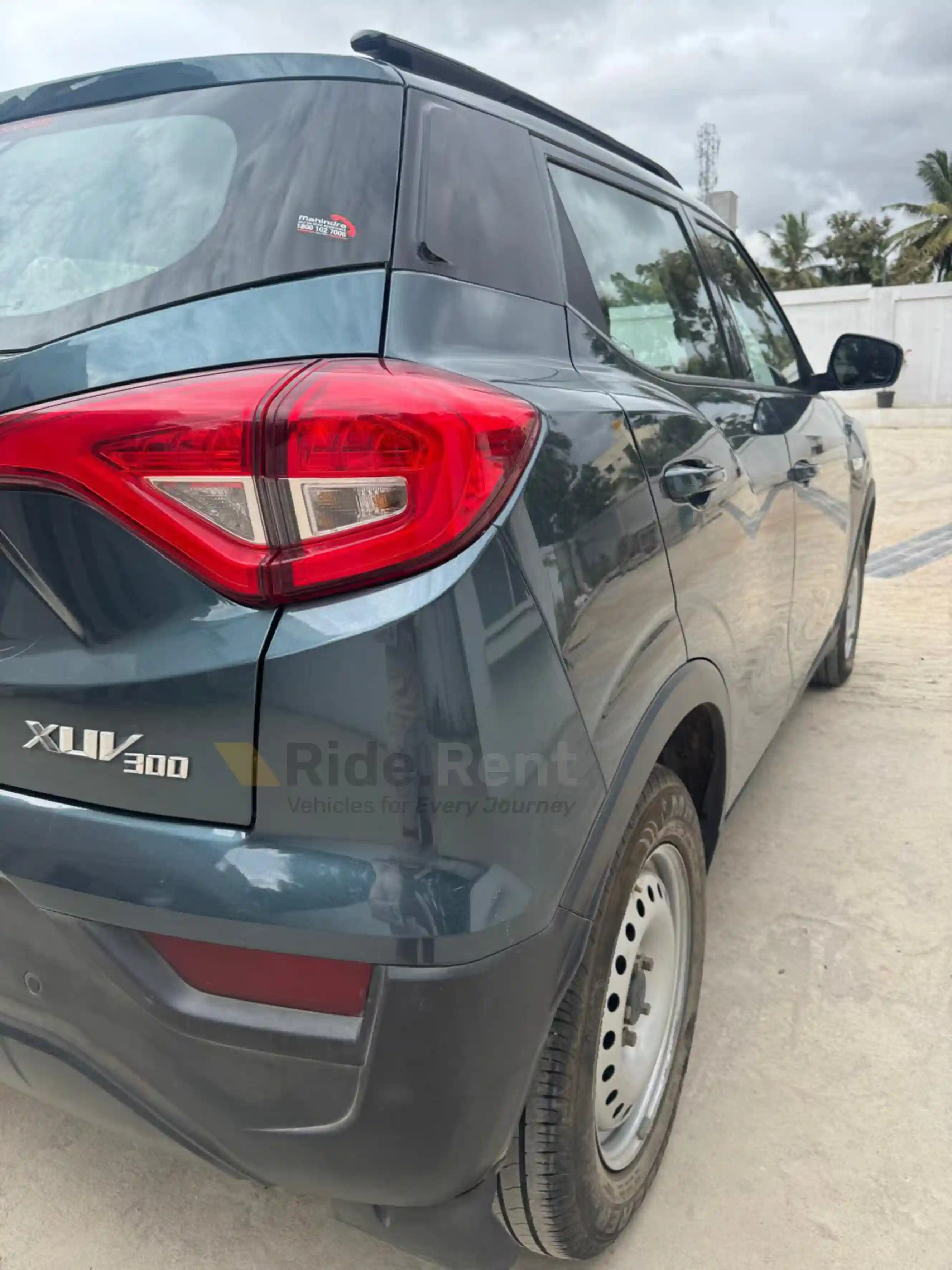 Mahindra XUV300 2024 3