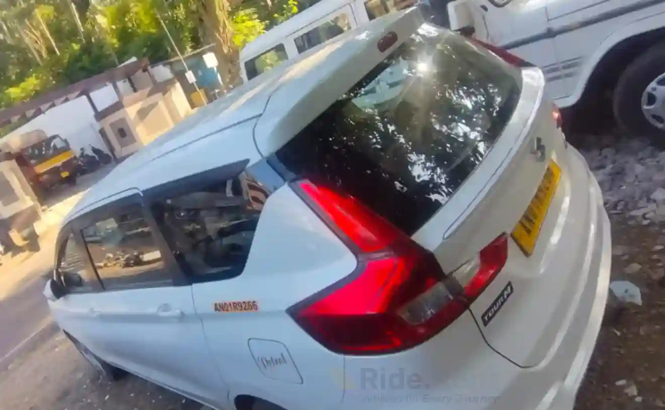 Maruti Suzuki Ertiga VXi 2023 4