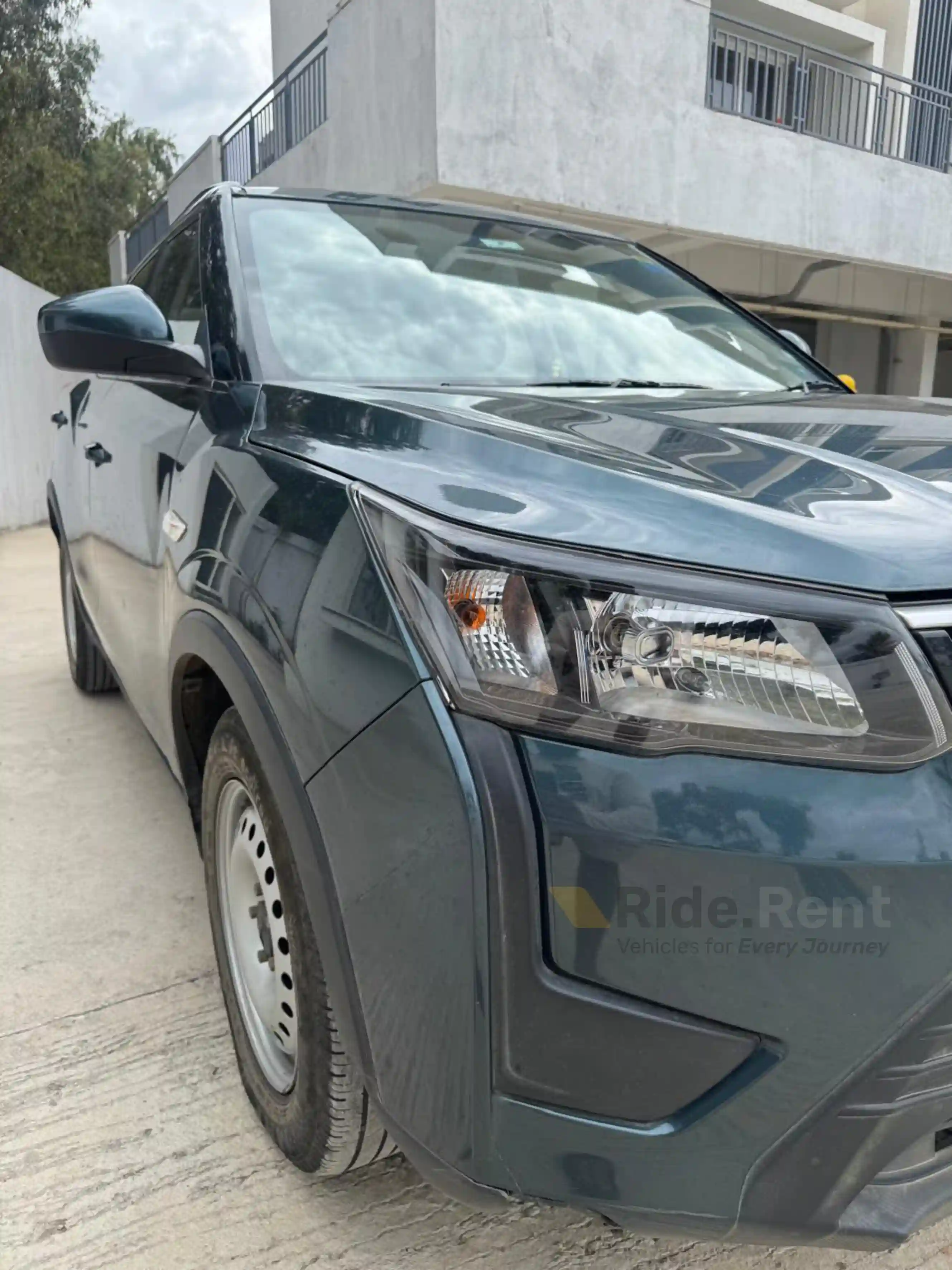 Mahindra XUV300 2024