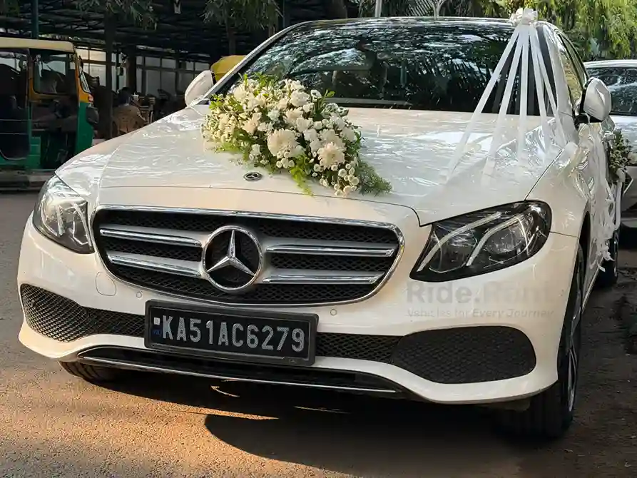 Mercedes-Benz 2018 Mercedes Benz E 220 2