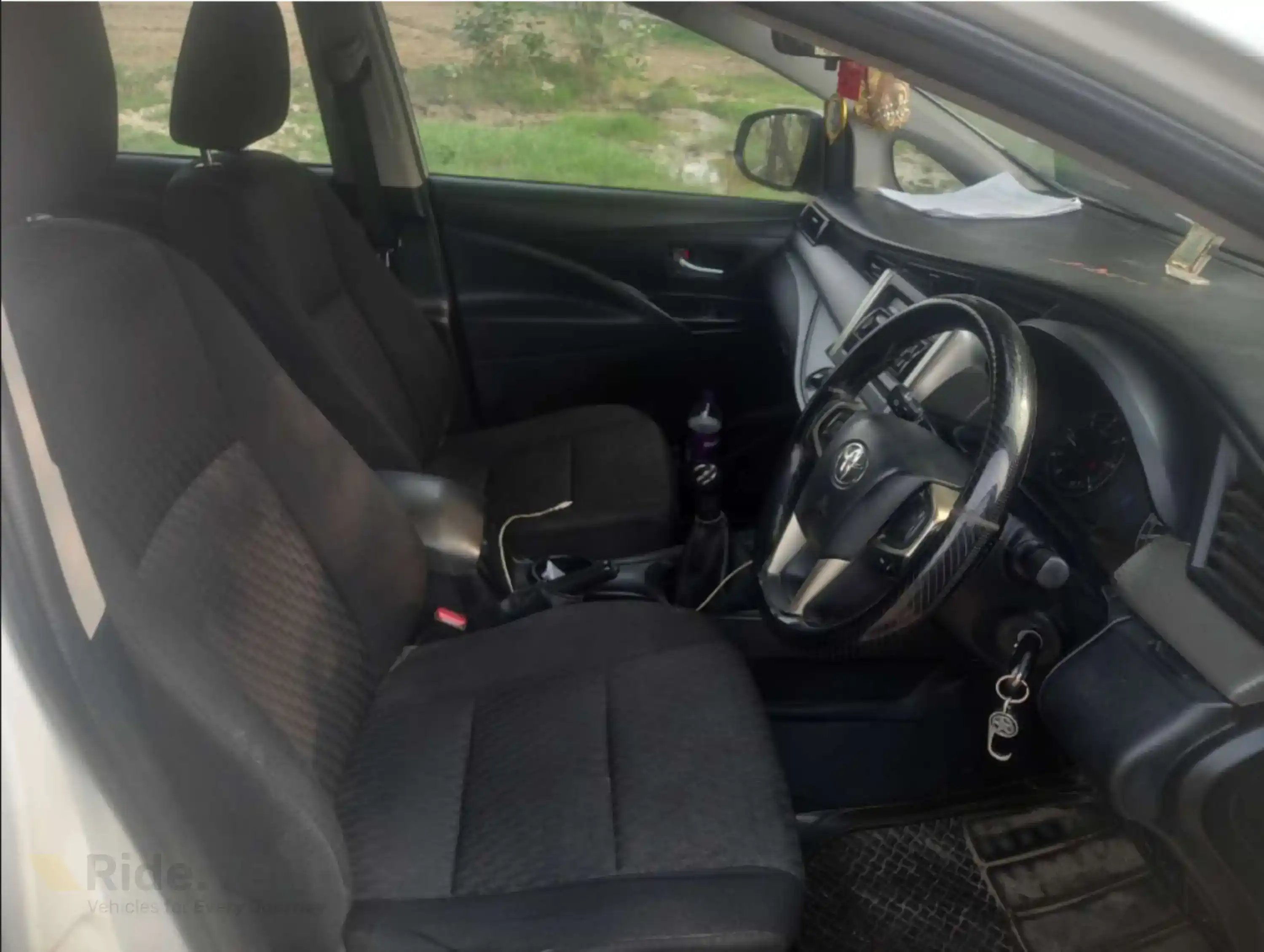 Toyota Innova Crysta 2018 5