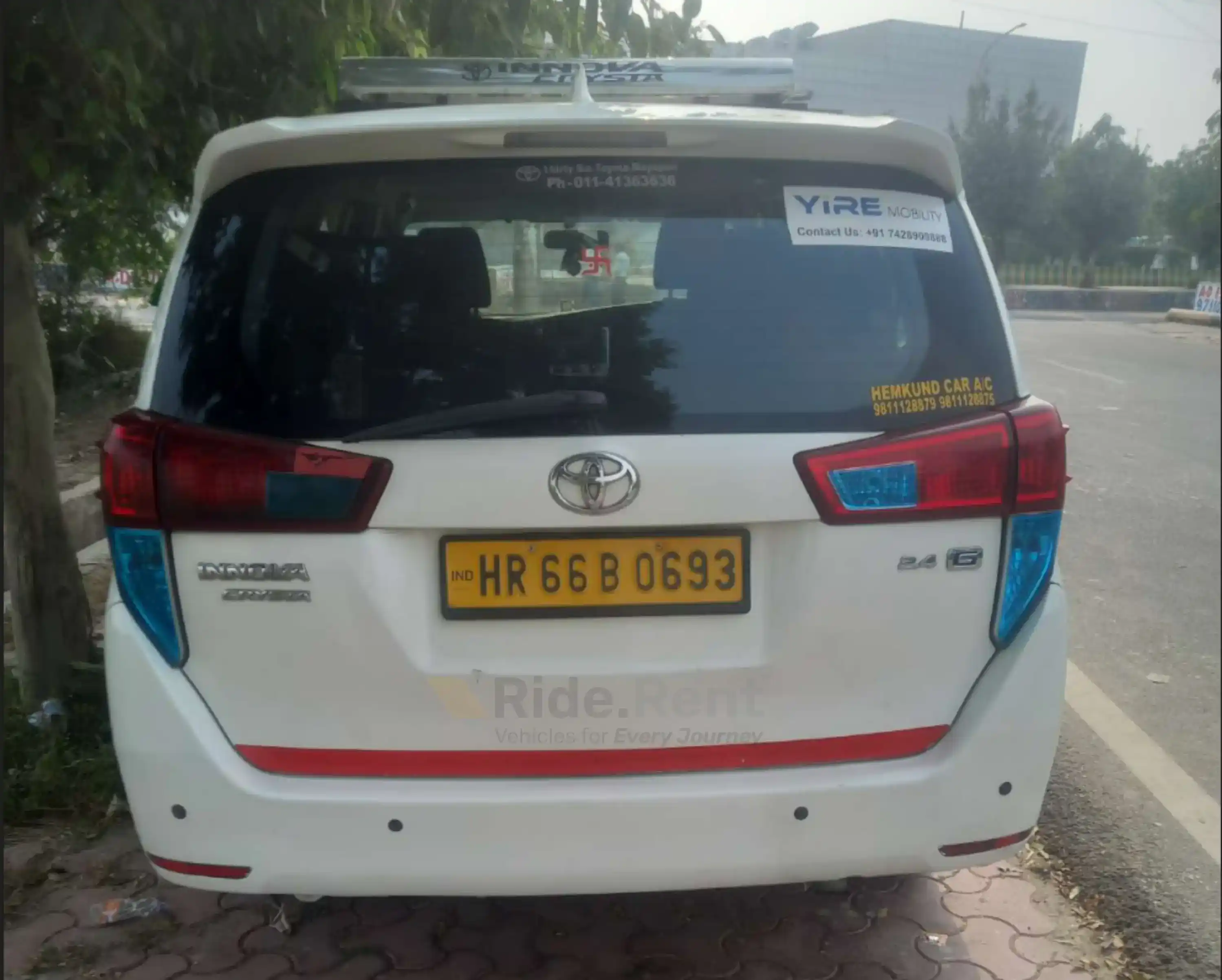 Toyota Innova Crysta 2018 4