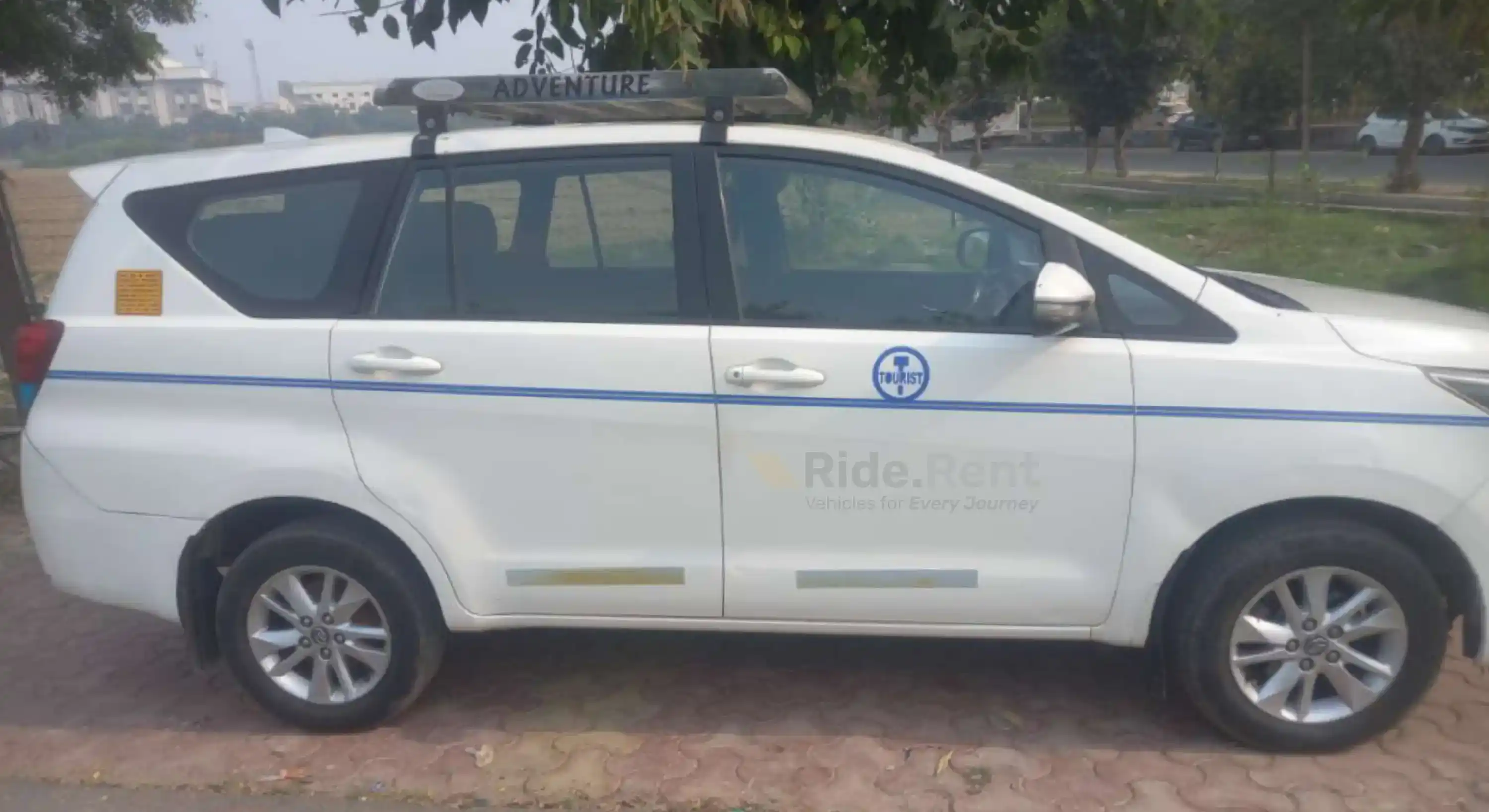 Toyota Innova Crysta 2018 3