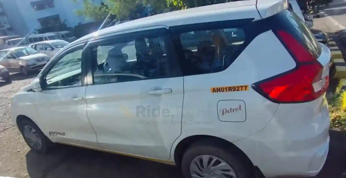 Maruti Suzuki Ertiga VXi 2023 3
